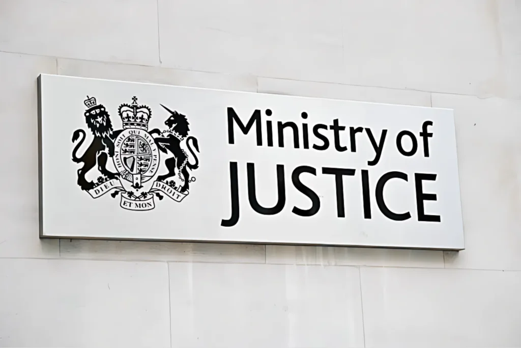 UK Ministry of Justice Orders Courtsdesk shutdown sign after platform ordered to delete archive over data breach